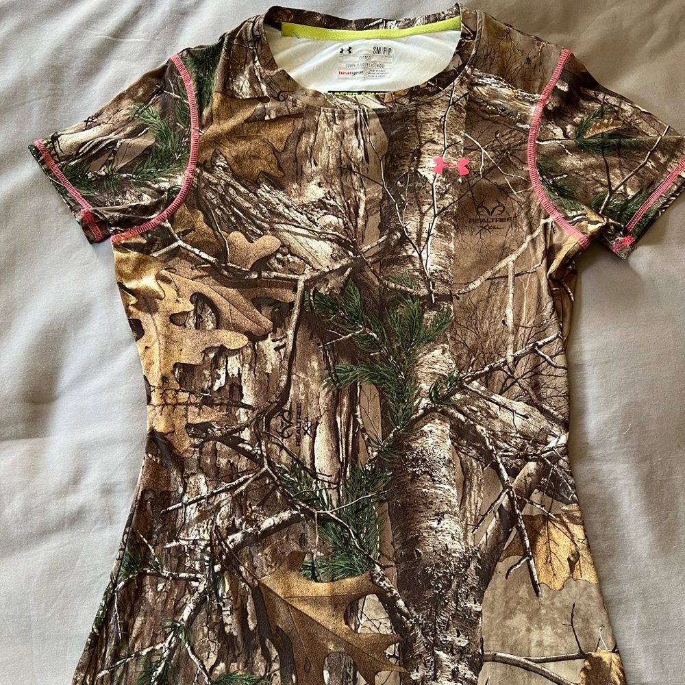 Under Armour tee